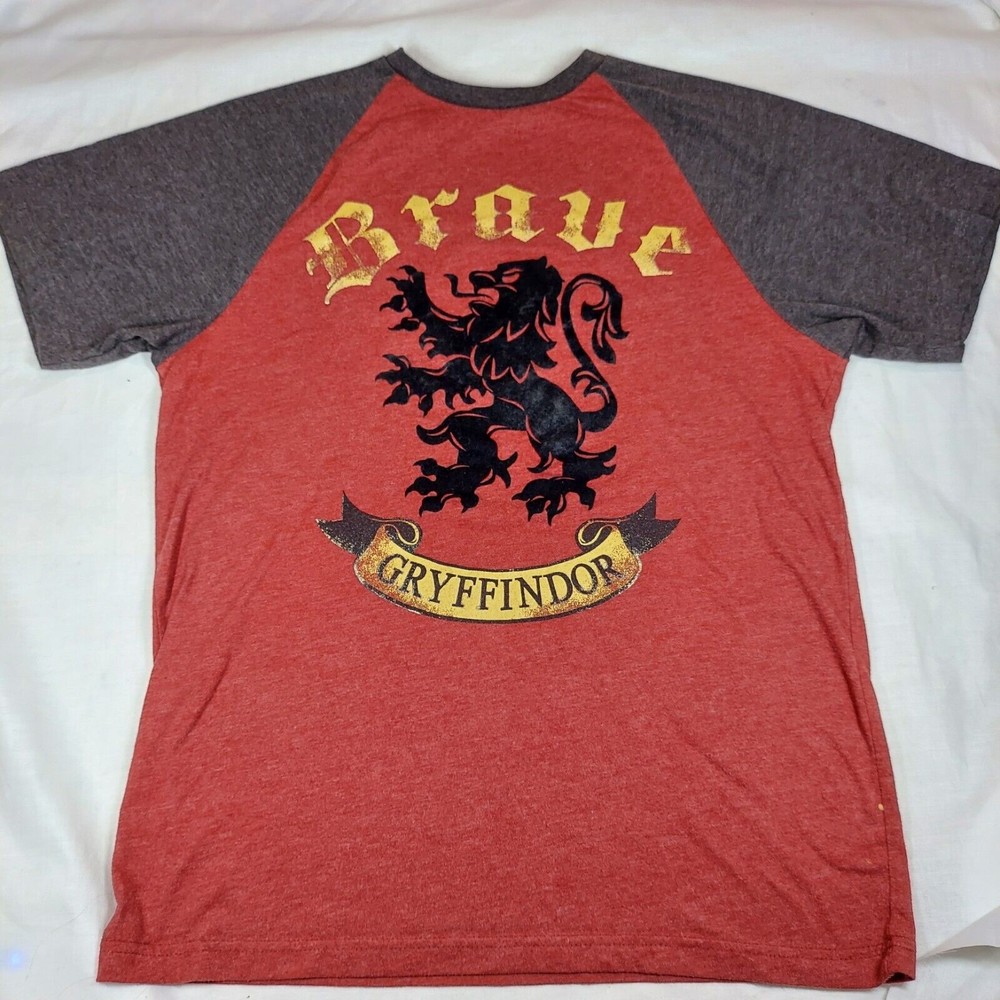 Wizarding World Harry Potter Size M Flocked Brave Gryffindor Raglan T Shirt FLAW